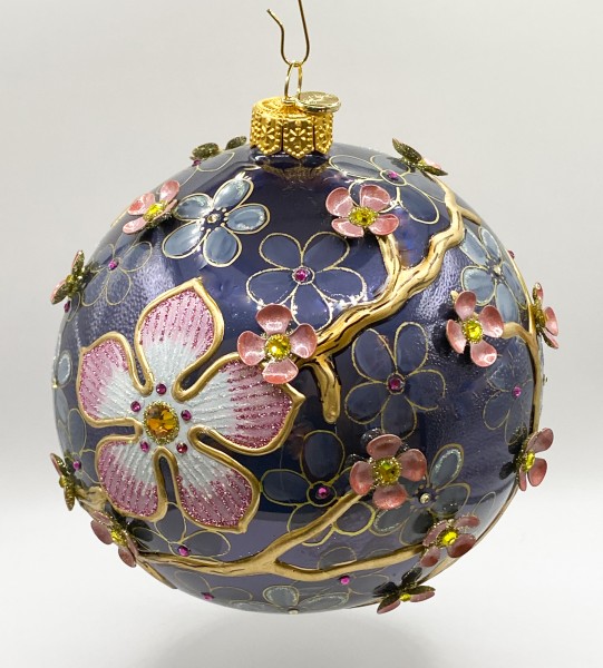 Kugel mit strukturiert gemaltem Blüten-Dekor und metallenen Blüten Applikationen, GlitterLab