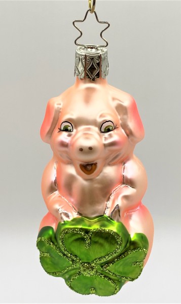 Glücksschweinchen mit Glücksklee