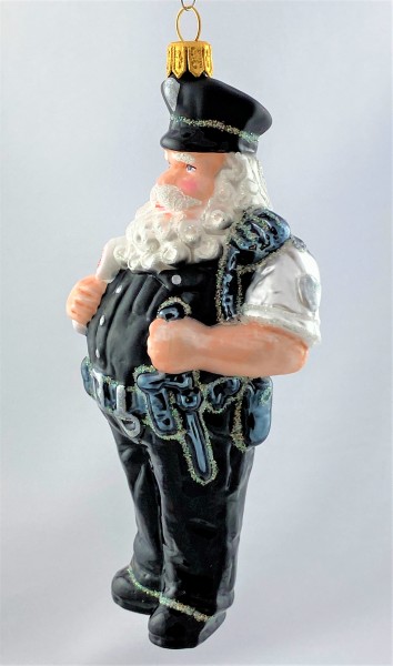 Der liebe Weihnachts-Polizist regelt den Verkehr